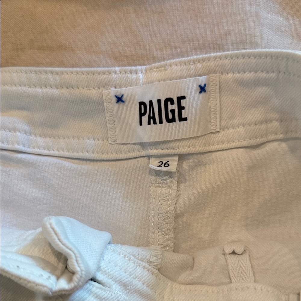 PAIGE white Denim Jeans. Size 26. Nellie
